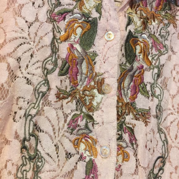 Embrodery Floral Light Pink Women's Lace Button Up Shirt Paparazzi by Biz - Picture 14 of 14